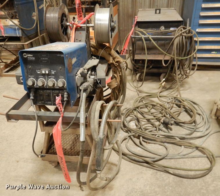 image for item HF9412 Miller Deltaweld 652  welder