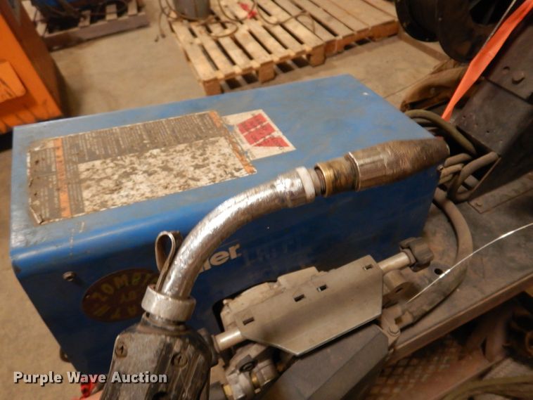 image for item HF9412 Miller Deltaweld 652  welder
