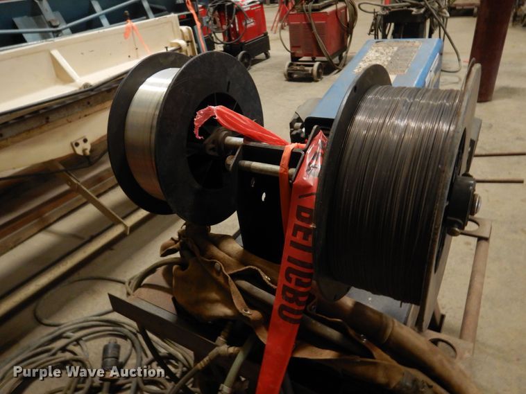 image for item HF9412 Miller Deltaweld 652  welder