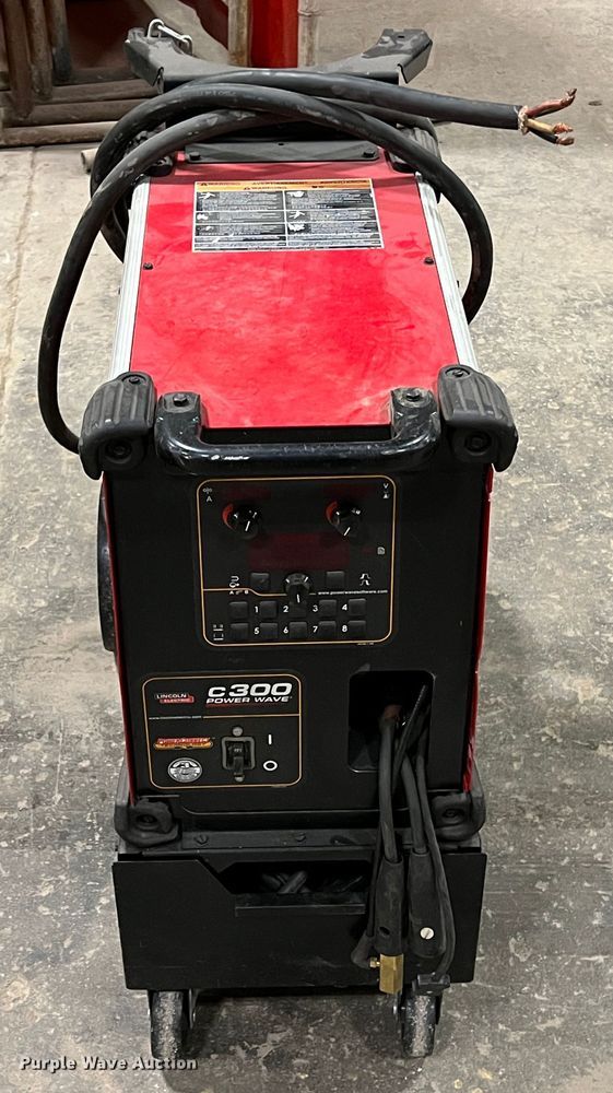 image for item HF9418 Lincoln Electric C300  welder