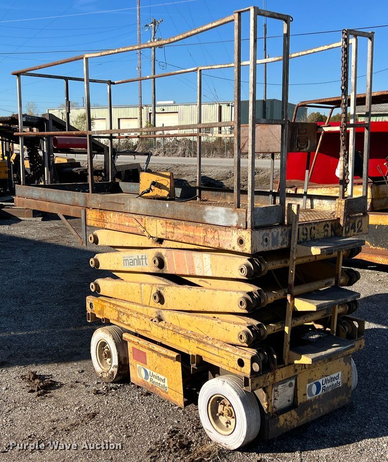 image for item HF9459 Manlift MSM25  scissor lift