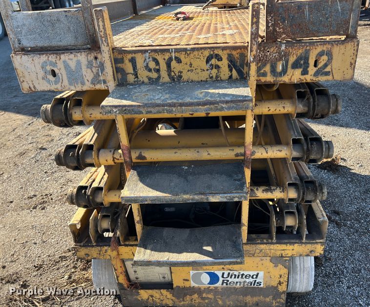 image for item HF9459 Manlift MSM25  scissor lift