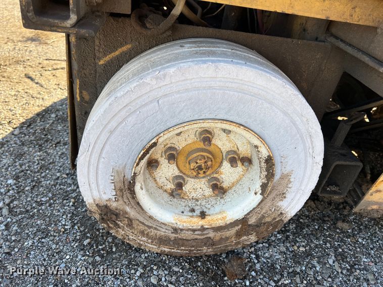 image for item HF9459 Manlift MSM25  scissor lift