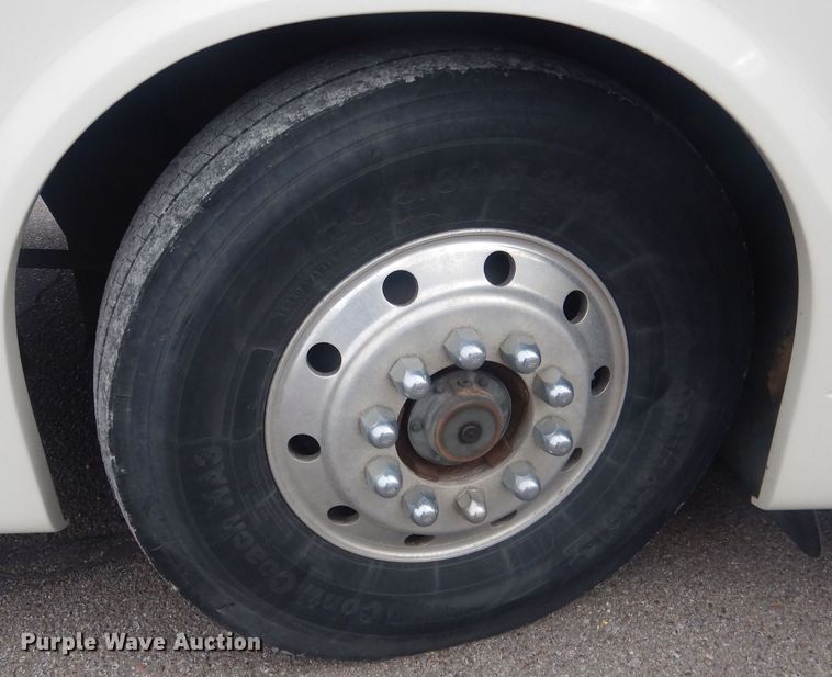 image for item HQ9523 1999 Blue Bird LCT 40  coach bus