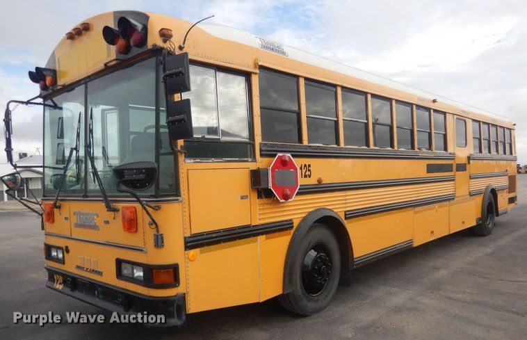 image for item HQ9524 2000 Thomas Built Saf-T-Liner  school bus