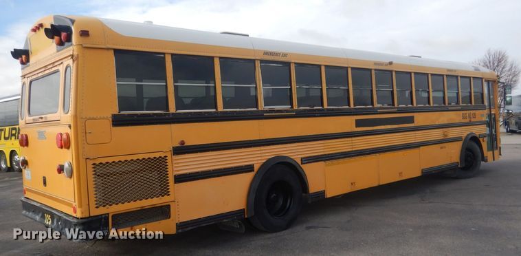 image for item HQ9524 2000 Thomas Built Saf-T-Liner  school bus