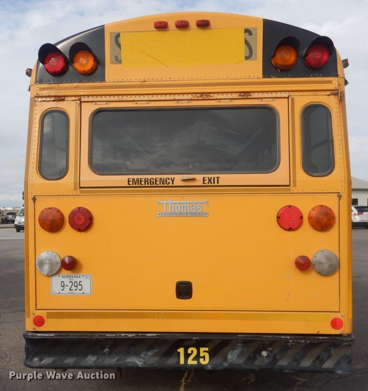 image for item HQ9524 2000 Thomas Built Saf-T-Liner  school bus