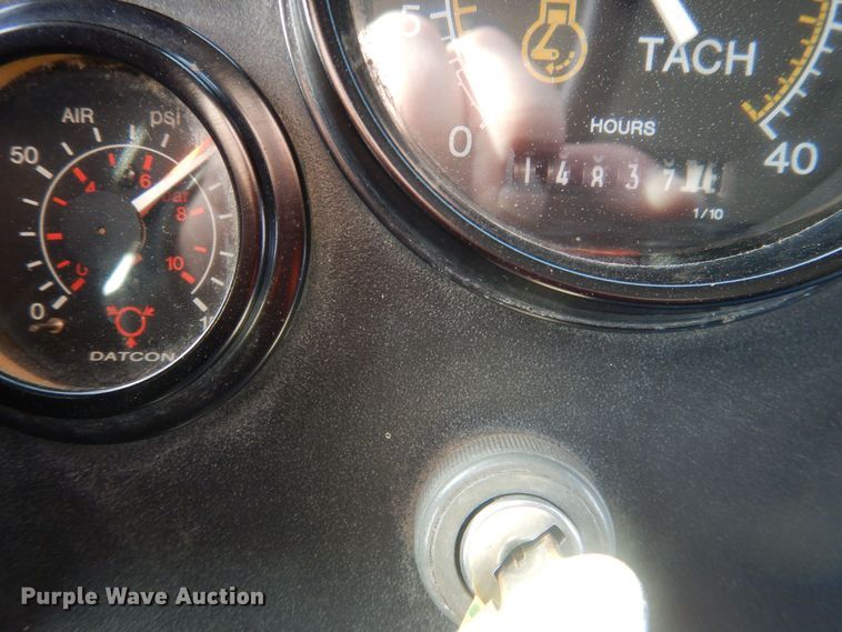 image for item HQ9524 2000 Thomas Built Saf-T-Liner  school bus