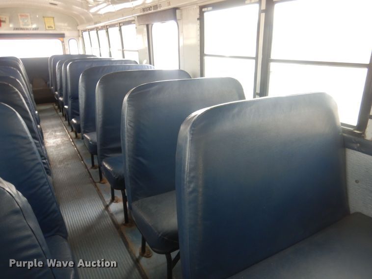 image for item HQ9524 2000 Thomas Built Saf-T-Liner  school bus