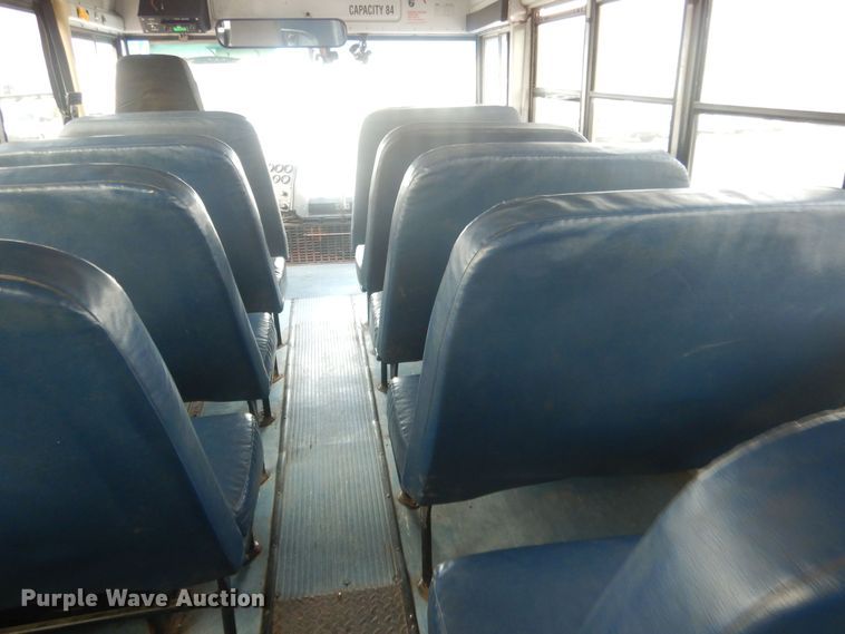 image for item HQ9524 2000 Thomas Built Saf-T-Liner  school bus