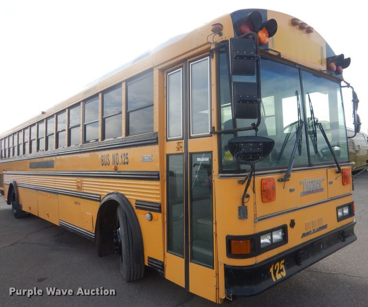 image for item HQ9524 2000 Thomas Built Saf-T-Liner  school bus