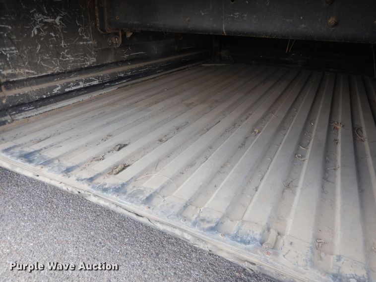 image for item HQ9524 2000 Thomas Built Saf-T-Liner  school bus