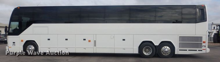 image for item HQ9525 2009 Prevost H345  coach bus