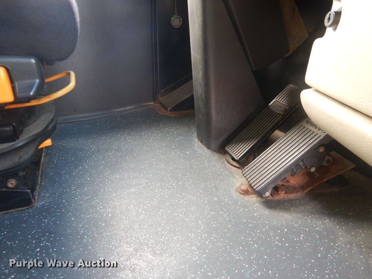 image for item HQ9525 2009 Prevost H345  coach bus