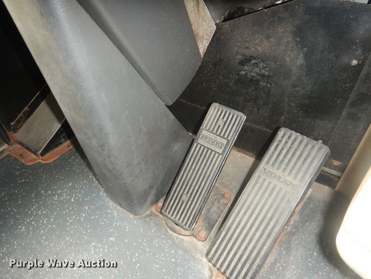 image for item HQ9525 2009 Prevost H345  coach bus