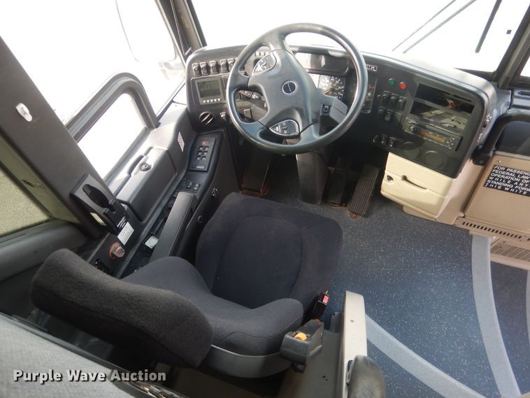 image for item HQ9525 2009 Prevost H345  coach bus