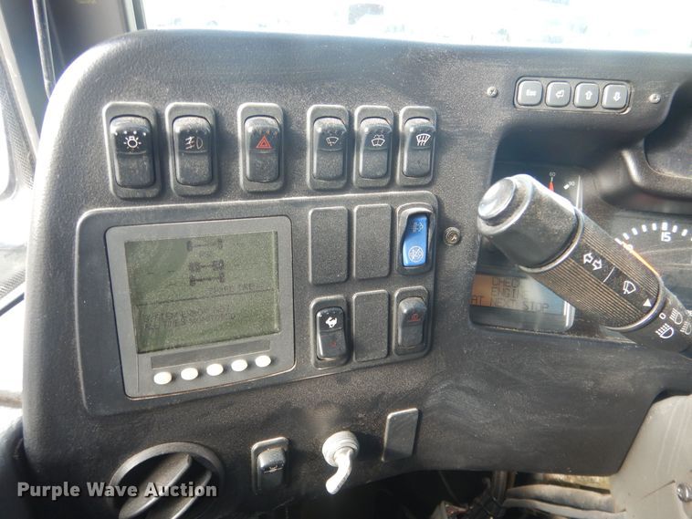 image for item HQ9525 2009 Prevost H345  coach bus