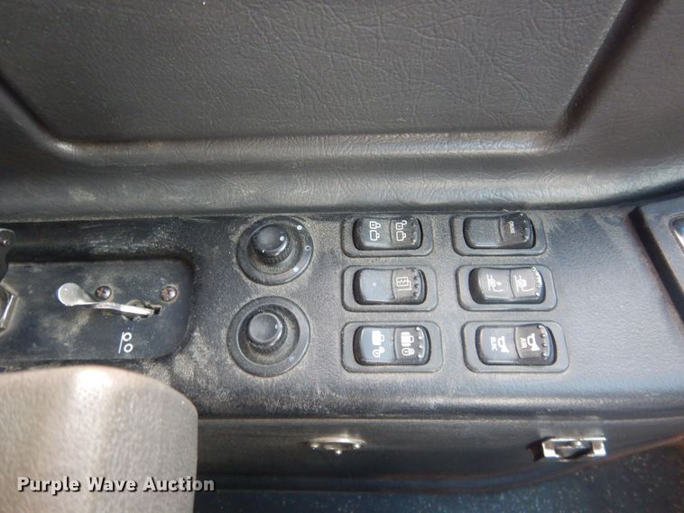 image for item HQ9525 2009 Prevost H345  coach bus