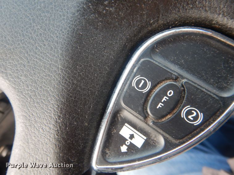 image for item HQ9525 2009 Prevost H345  coach bus