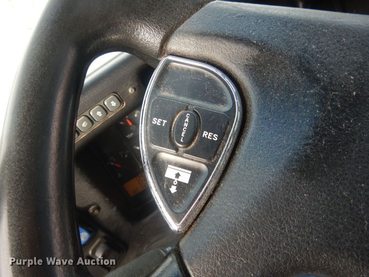 image for item HQ9525 2009 Prevost H345  coach bus