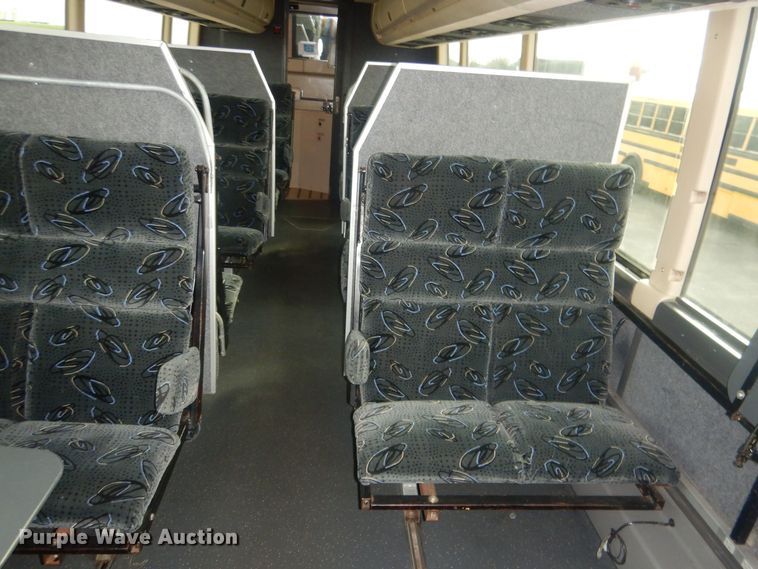 image for item HQ9525 2009 Prevost H345  coach bus