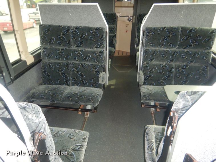 image for item HQ9525 2009 Prevost H345  coach bus