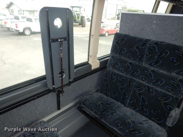 image for item HQ9525 2009 Prevost H345  coach bus