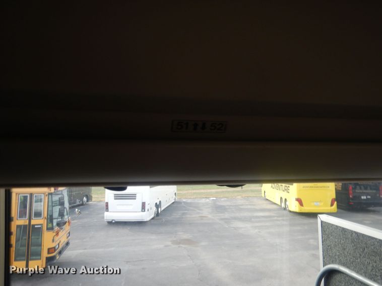 image for item HQ9525 2009 Prevost H345  coach bus