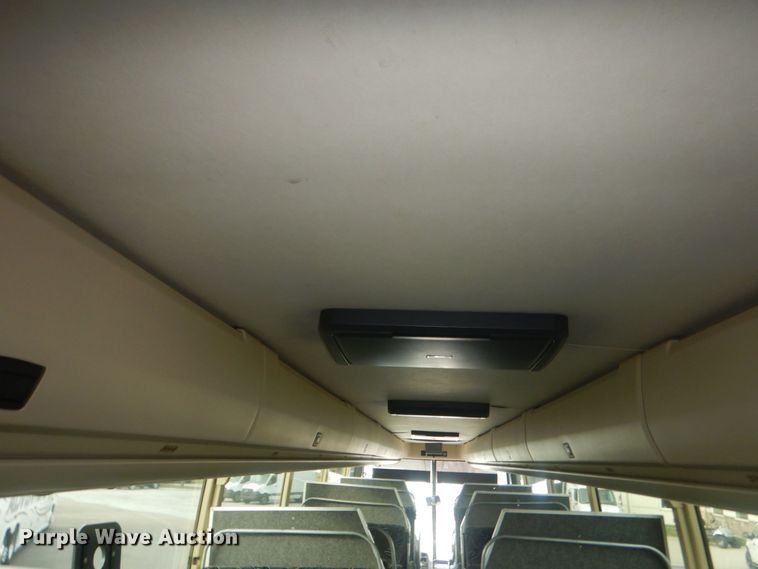 image for item HQ9525 2009 Prevost H345  coach bus