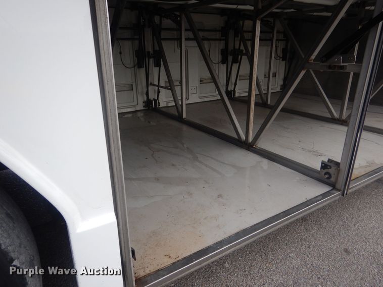 image for item HQ9525 2009 Prevost H345  coach bus