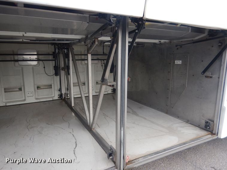 image for item HQ9525 2009 Prevost H345  coach bus