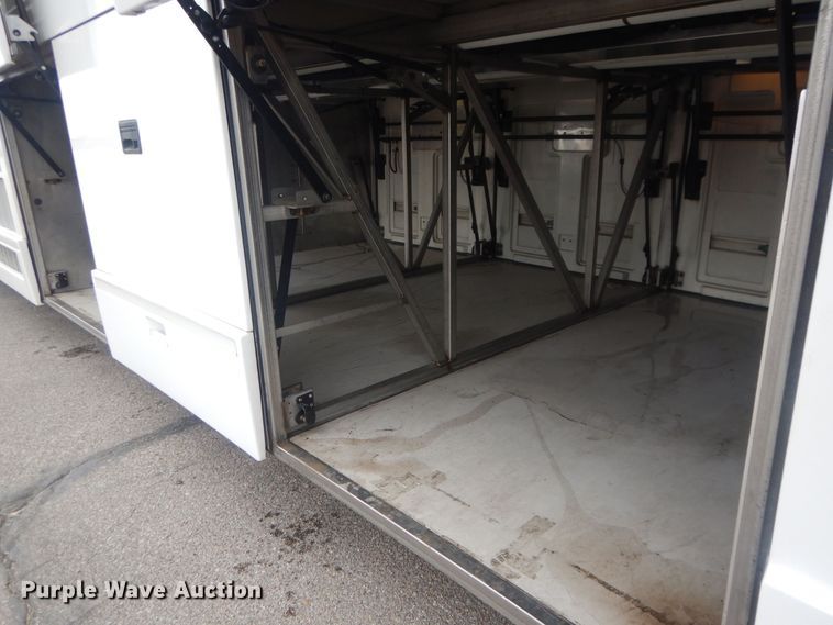 image for item HQ9525 2009 Prevost H345  coach bus