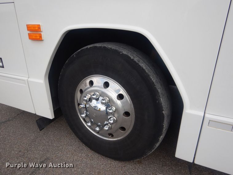 image for item HQ9525 2009 Prevost H345  coach bus