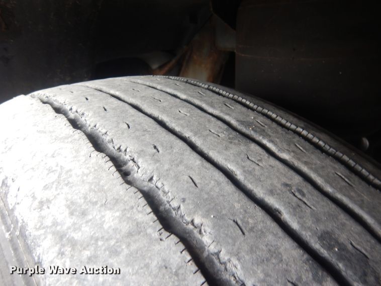 image for item HQ9525 2009 Prevost H345  coach bus