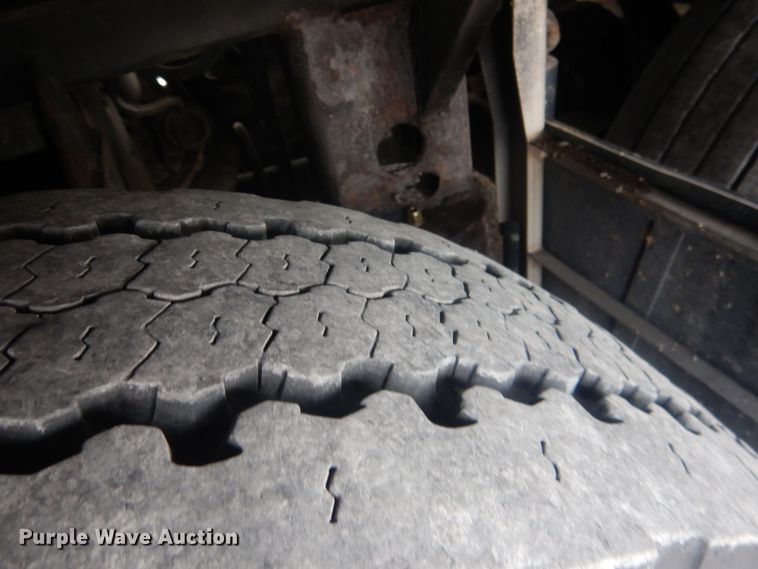 image for item HQ9525 2009 Prevost H345  coach bus