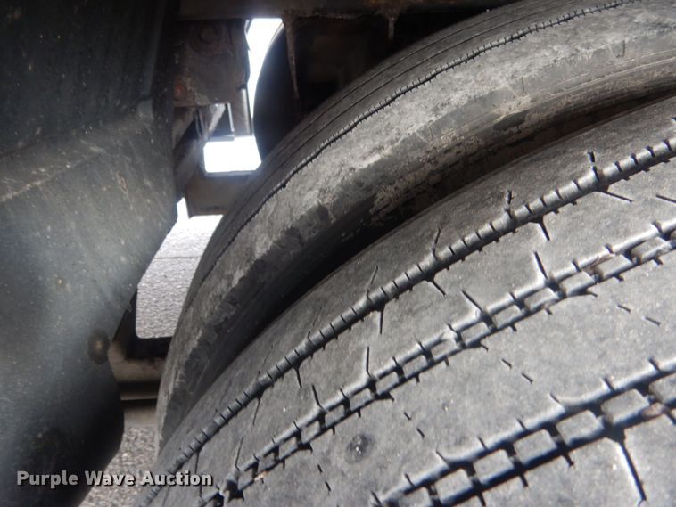 image for item HQ9525 2009 Prevost H345  coach bus