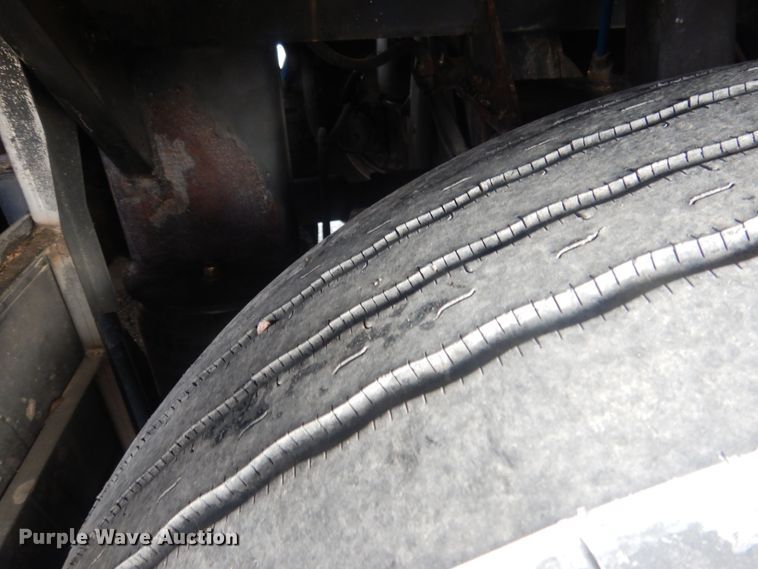 image for item HQ9525 2009 Prevost H345  coach bus