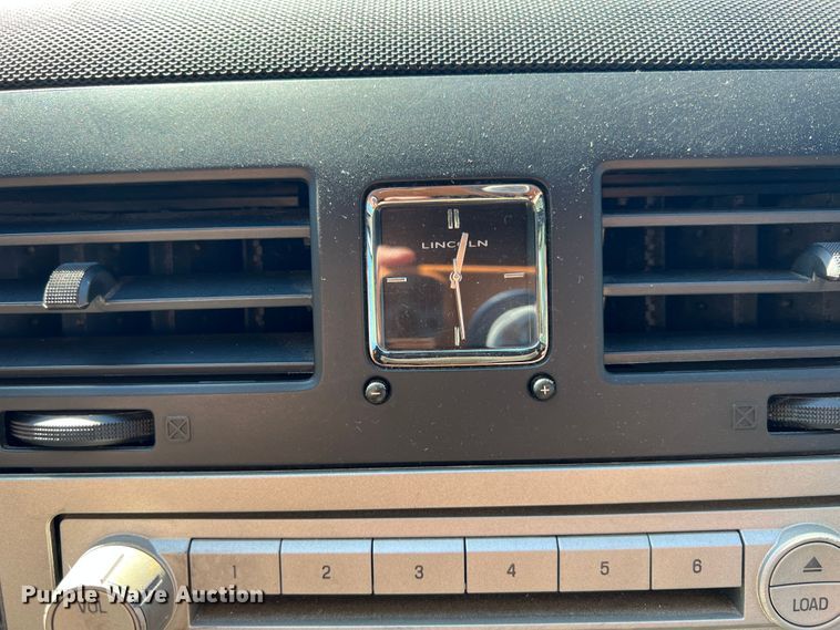 image for item IA9224 2008 Lincoln Navigator  SUV