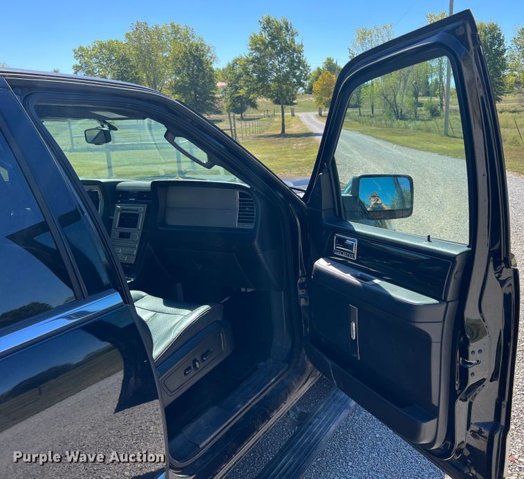 image for item IA9224 2008 Lincoln Navigator  SUV