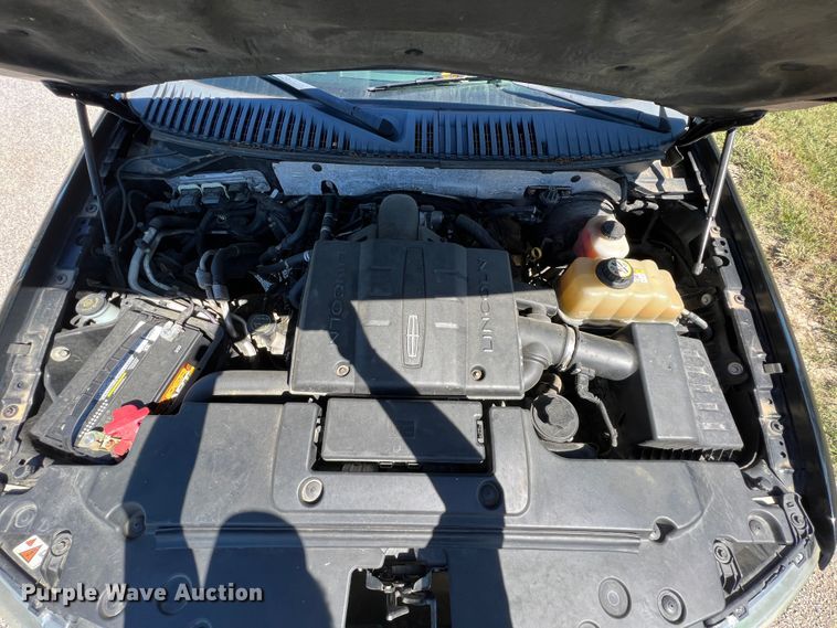 image for item IA9224 2008 Lincoln Navigator  SUV