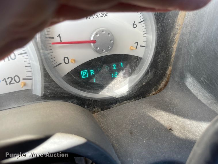 image for item JD9855 2008 Dodge Dakota  Crew Cab pickup truck