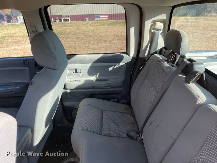 image for item JD9855 2008 Dodge Dakota  Crew Cab pickup truck