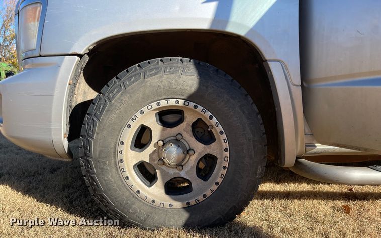 image for item JD9855 2008 Dodge Dakota  Crew Cab pickup truck