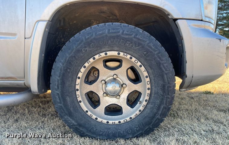 image for item JD9855 2008 Dodge Dakota  Crew Cab pickup truck