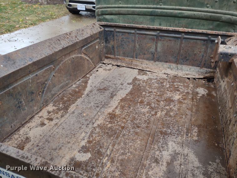 image for item JJ9998 1932 Ford 18  pickup truck