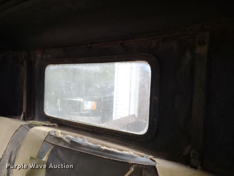 image for item JJ9998 1932 Ford 18  pickup truck