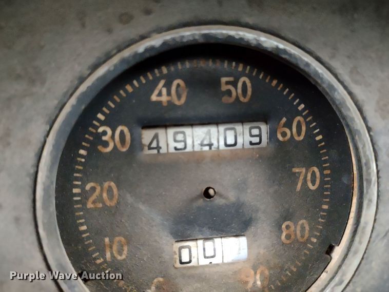 image for item JJ9998 1932 Ford 18  pickup truck