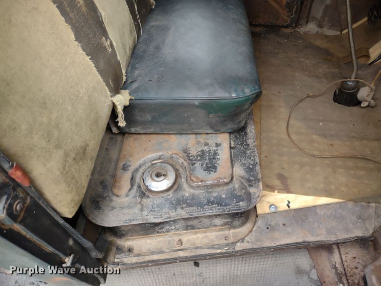 image for item JJ9998 1932 Ford 18  pickup truck