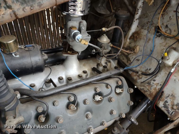 image for item JJ9998 1932 Ford 18  pickup truck