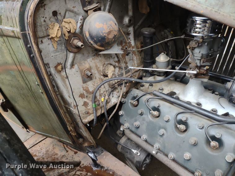 image for item JJ9998 1932 Ford 18  pickup truck